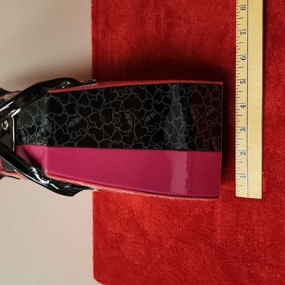 Monster High, Make up or Multi-purpose Hard Cover Bag. - Picture 15 of 16